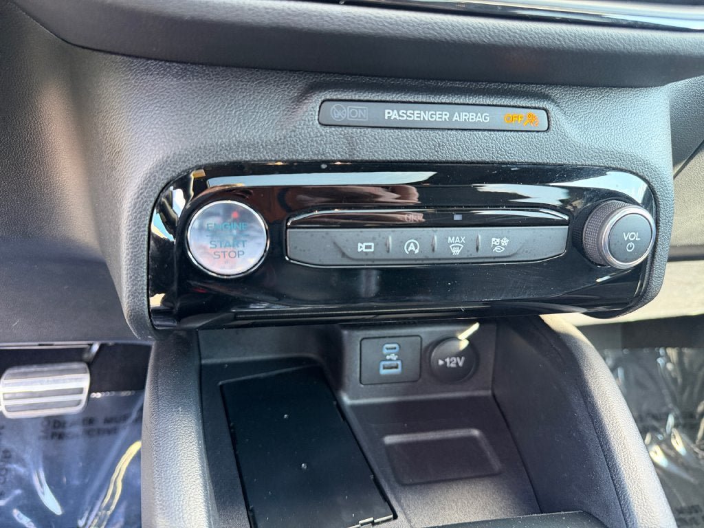 Used 2023 Ford Escape ST-Line Select w/ Tech Pack #2 AWD/4WD image 33