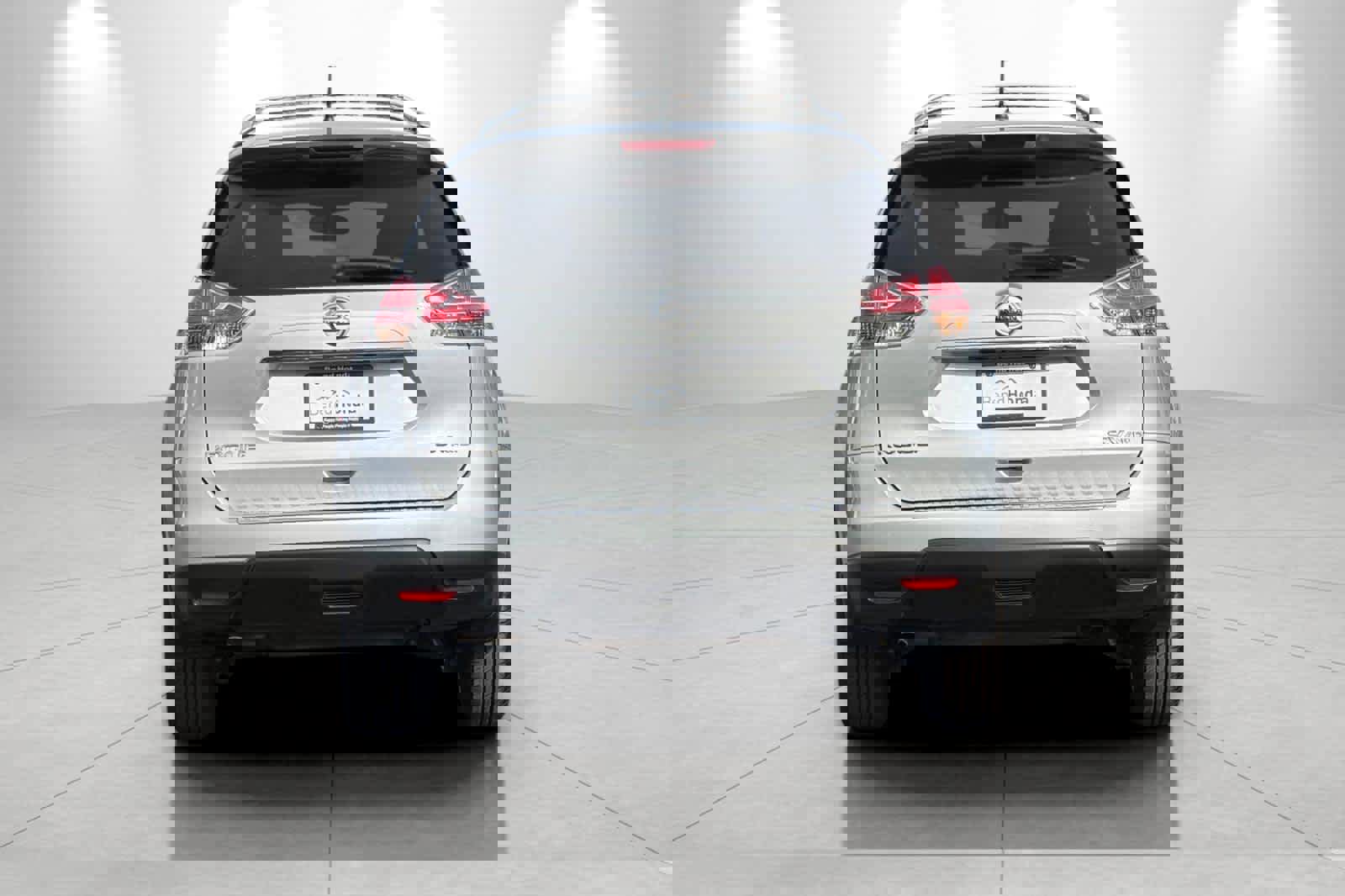 Used 2016 Nissan Rogue SV w/ SV Moonroof Package image 7