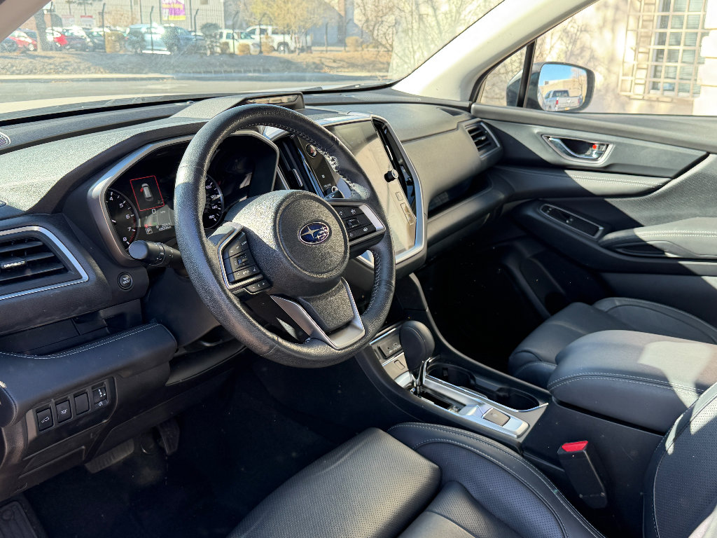 Used 2023 Subaru Ascent Limited image 9