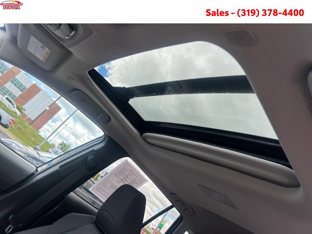Certified 2026 Toyota Corolla Cross LE w/ Moonroof Package AWD/4WD image 20