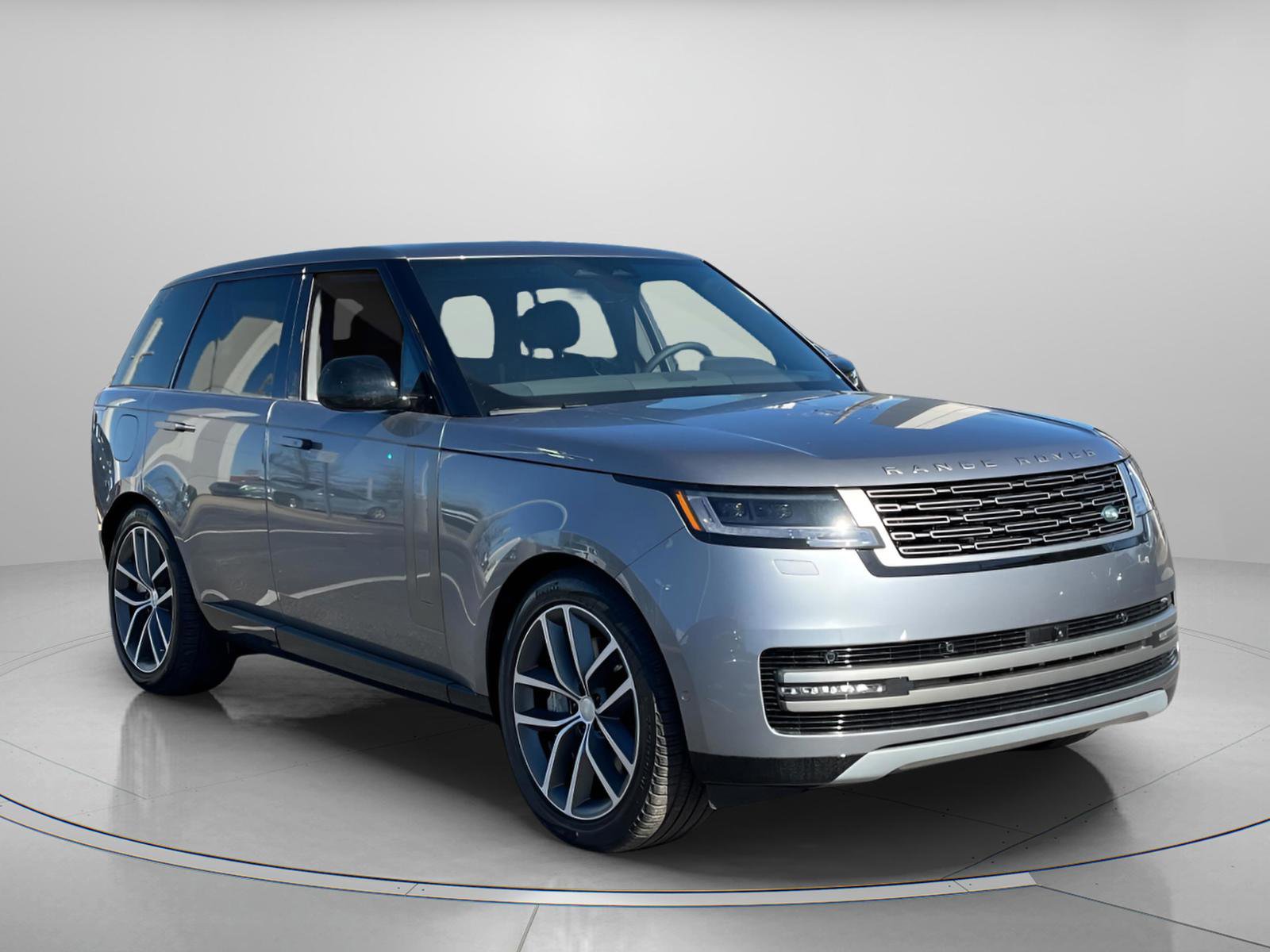 New 2025 Land Rover Range Rover SE image 7