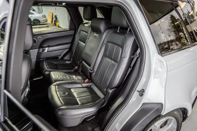 Used 2018 Land Rover Range Rover Sport HSE image 48