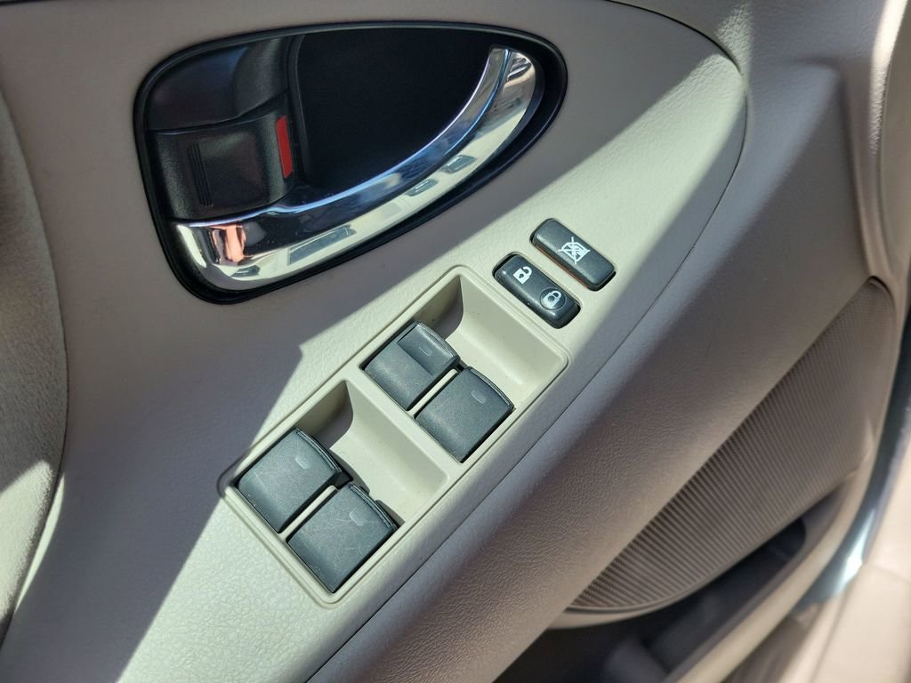 Used 2011 Toyota Camry LE w/ LE Extra-Value Pkg image 14