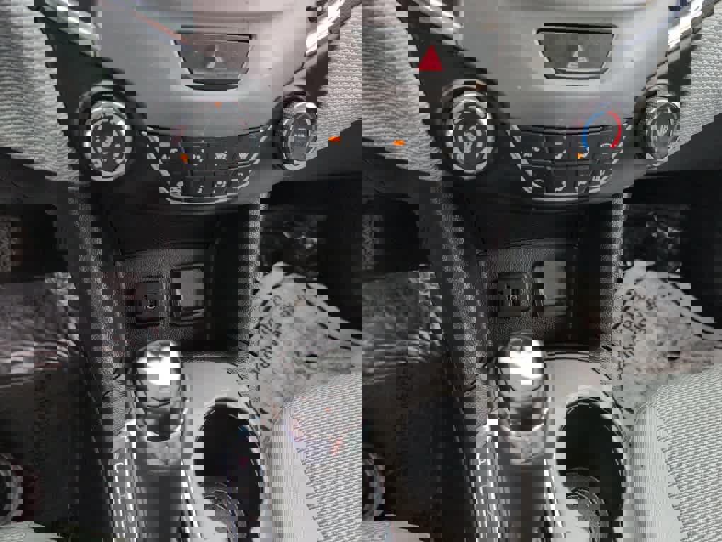 Used 2019 Chevrolet Cruze LS image 10