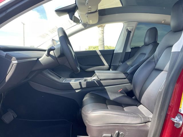 Used 2022 Tesla Model Y Long Range image 19