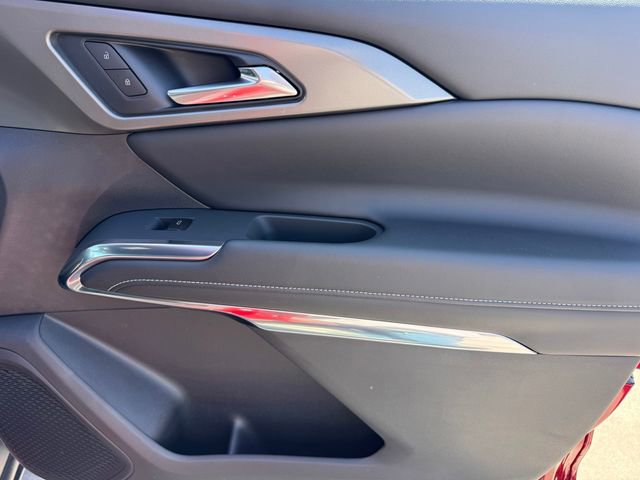 New 2026 Chevrolet Traverse LT w/ Sun and Wheel Package FWD image 8