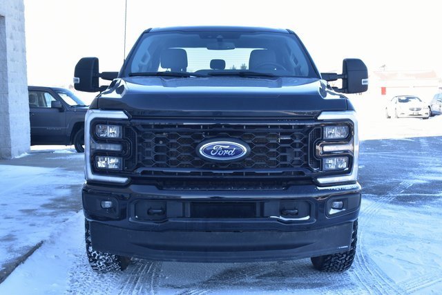 Used 2024 Ford F350 XLT w/ XLT Premium Package image 8