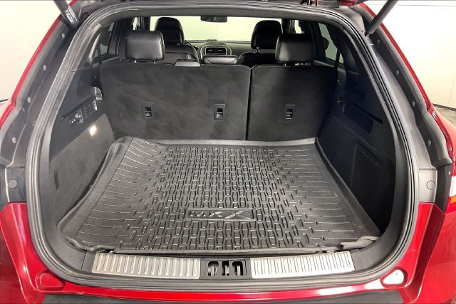 Used 2016 Lincoln MKX Reserve w/ Cargo Utility Package FWD image 26