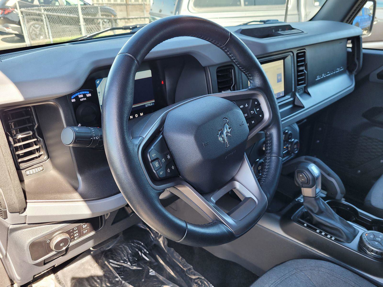 Used 2023 Ford Bronco Big Bend image 12