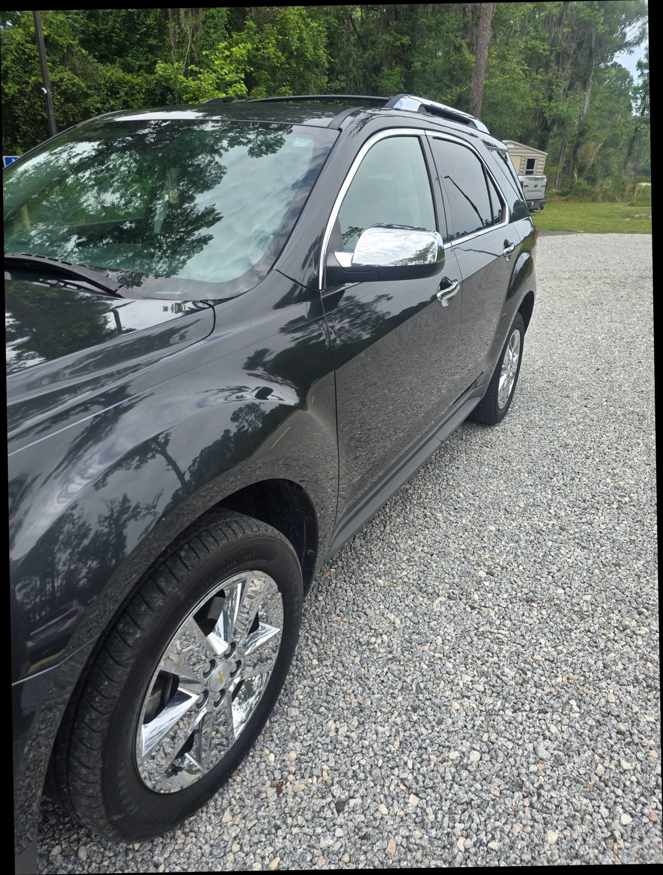 Used 2013 Chevrolet Equinox LTZ FWD image 2