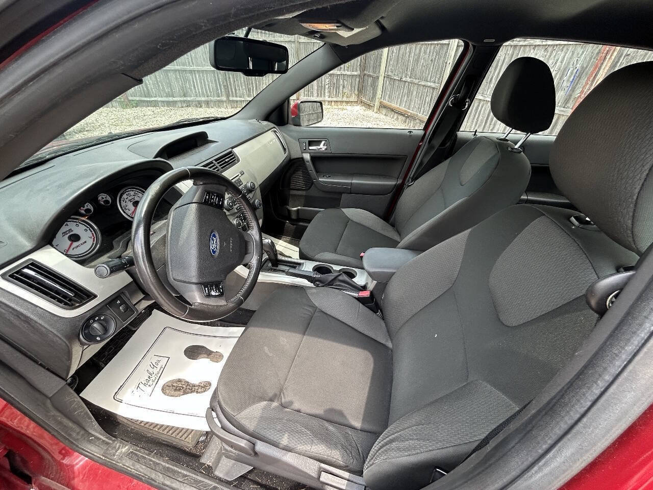 Used 2009 Ford Focus SES FWD image 6