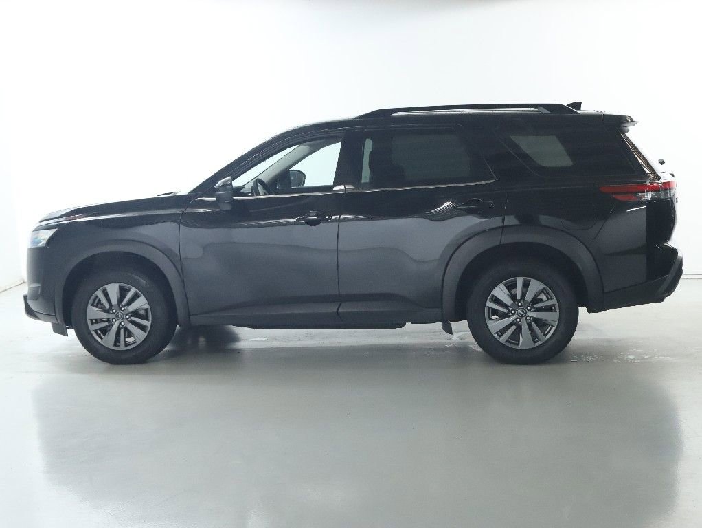 Certified 2025 Nissan Pathfinder SV AWD/4WD image 37