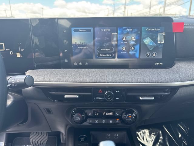 New 2026 Nissan Kicks SV w/ Cold Weather Package FWD image 20