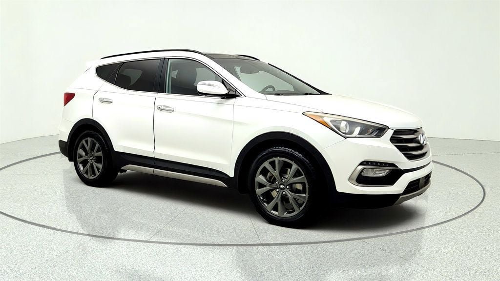 Used 2017 Hyundai Santa Fe Sport w/ 2.0T Ultimate Tech Package 05 AWD/4WD image 3