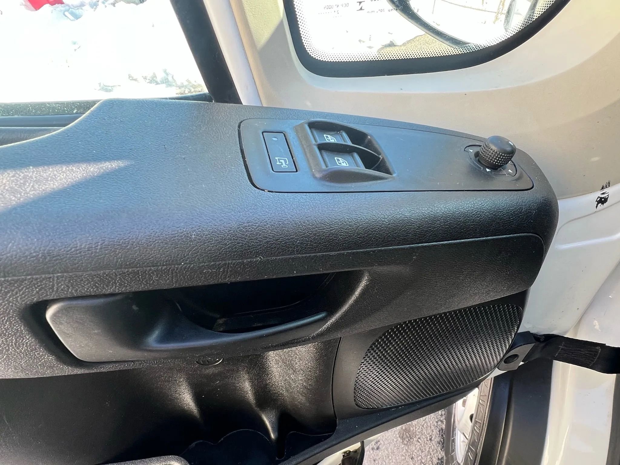 Used 2021 RAM ProMaster 2500 w/ Interior LED Lighting Group FWD image 13