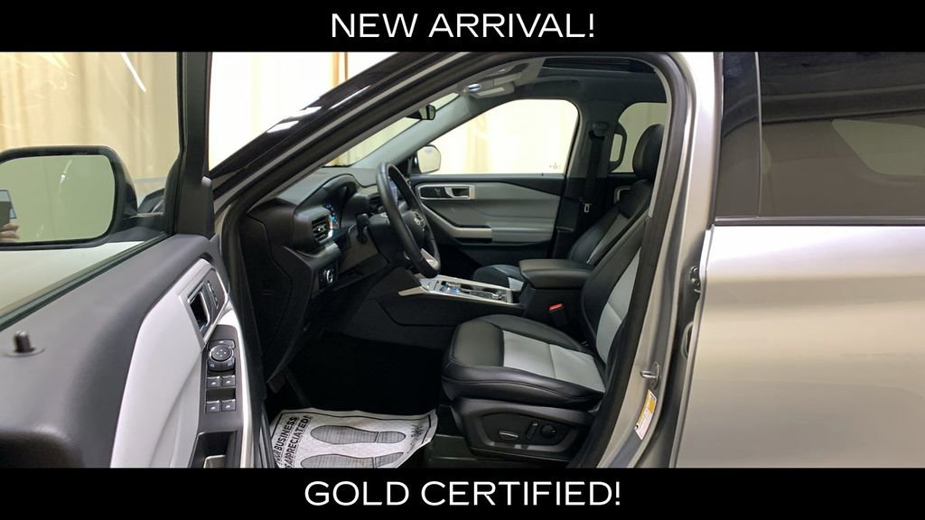 Certified 2023 Ford Explorer XLT w/ Equipment Group 202A image 32