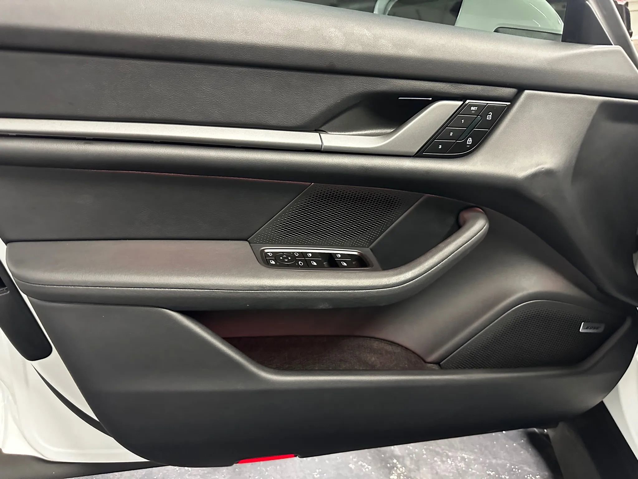 Used 2025 Porsche Taycan Sedan 4D image 11