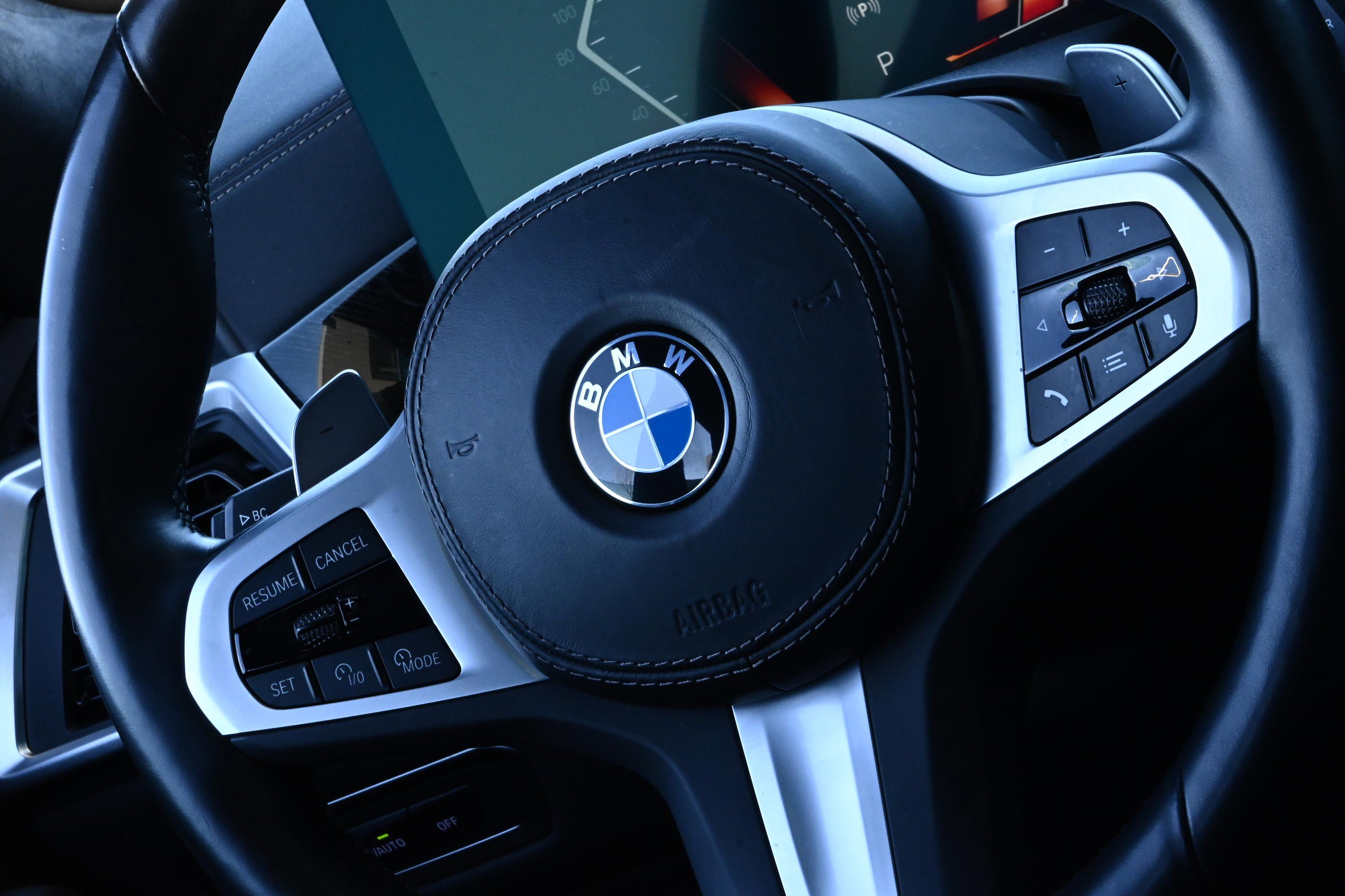 Certified 2024 BMW X7 xDrive40i w/ Executive Package image 23