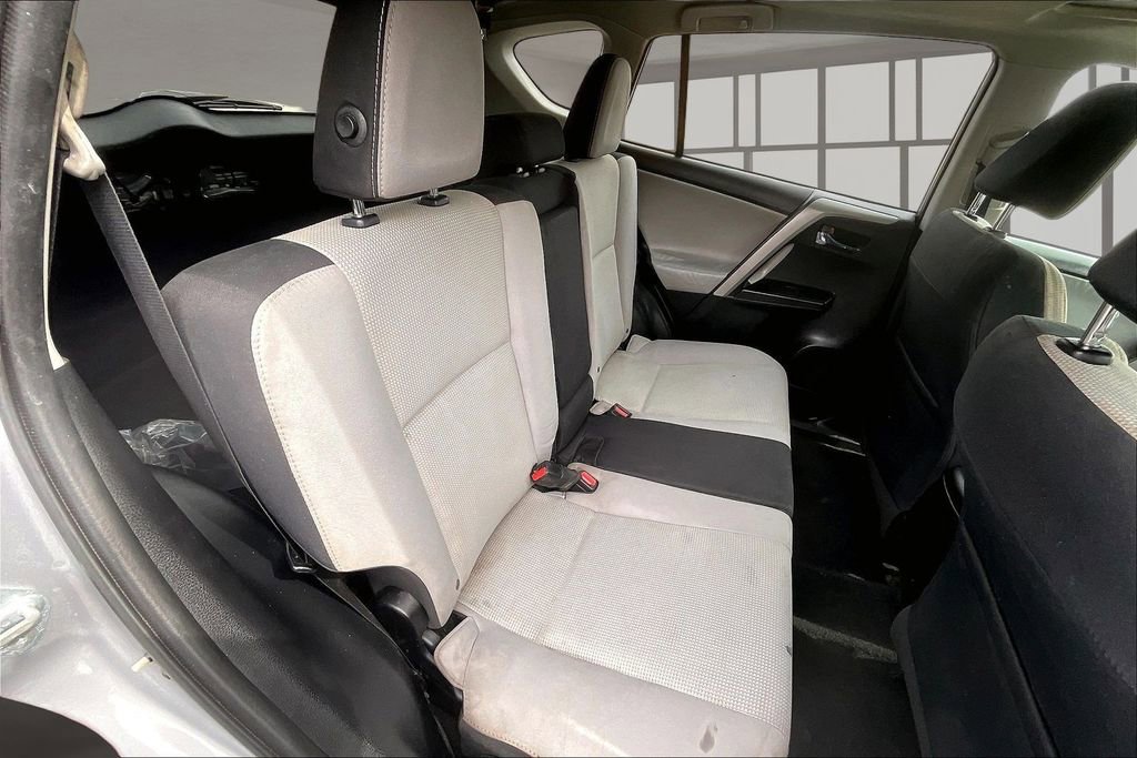 Used 2017 Toyota RAV4 XLE w/ Plus Extra Value Package AWD/4WD image 28