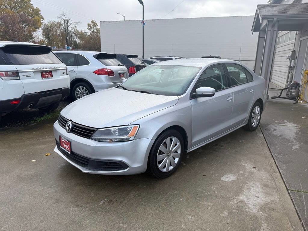 Used 2014 Volkswagen Jetta SE image 4