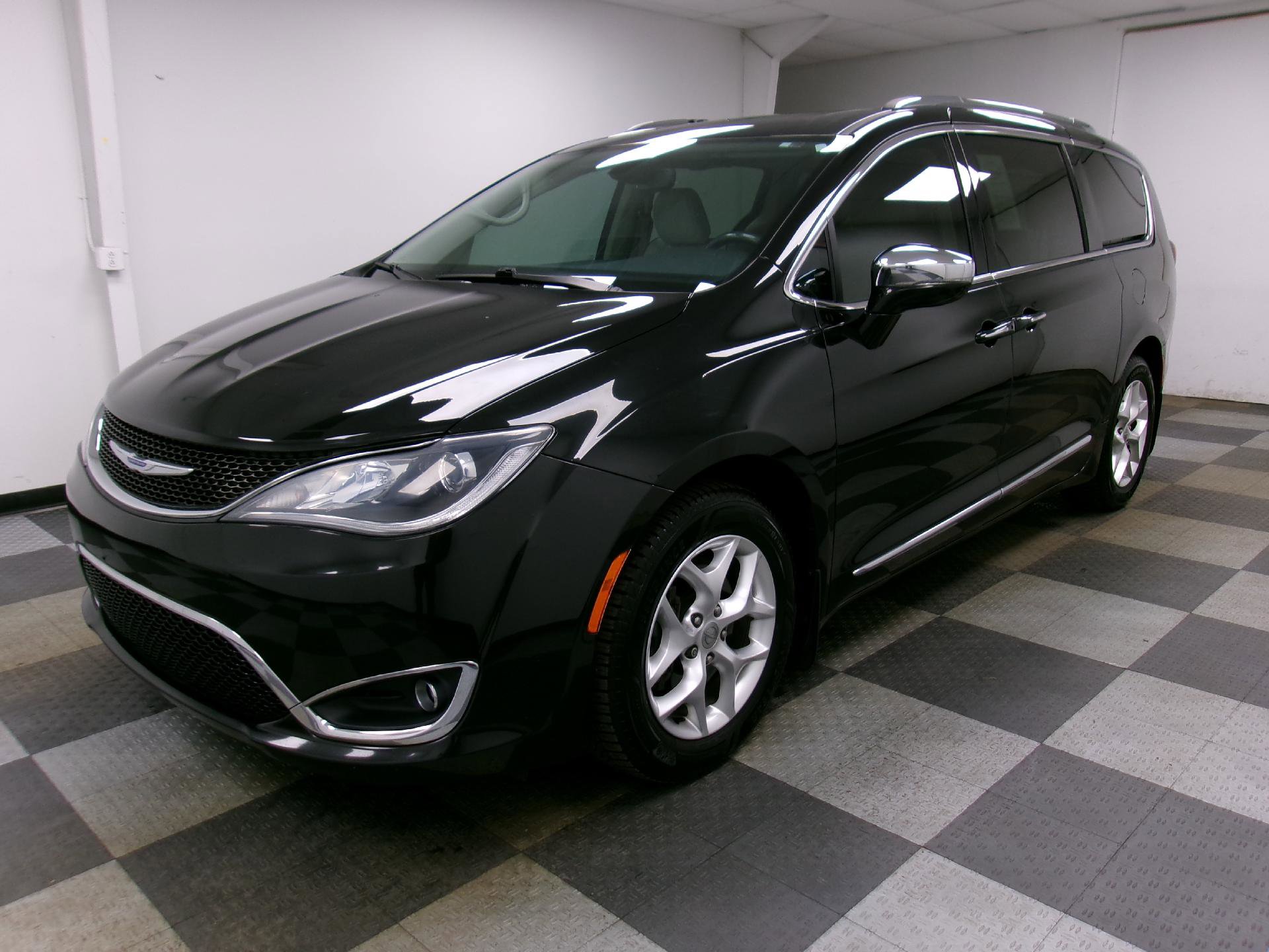Used 2020 Chrysler Pacifica Limited