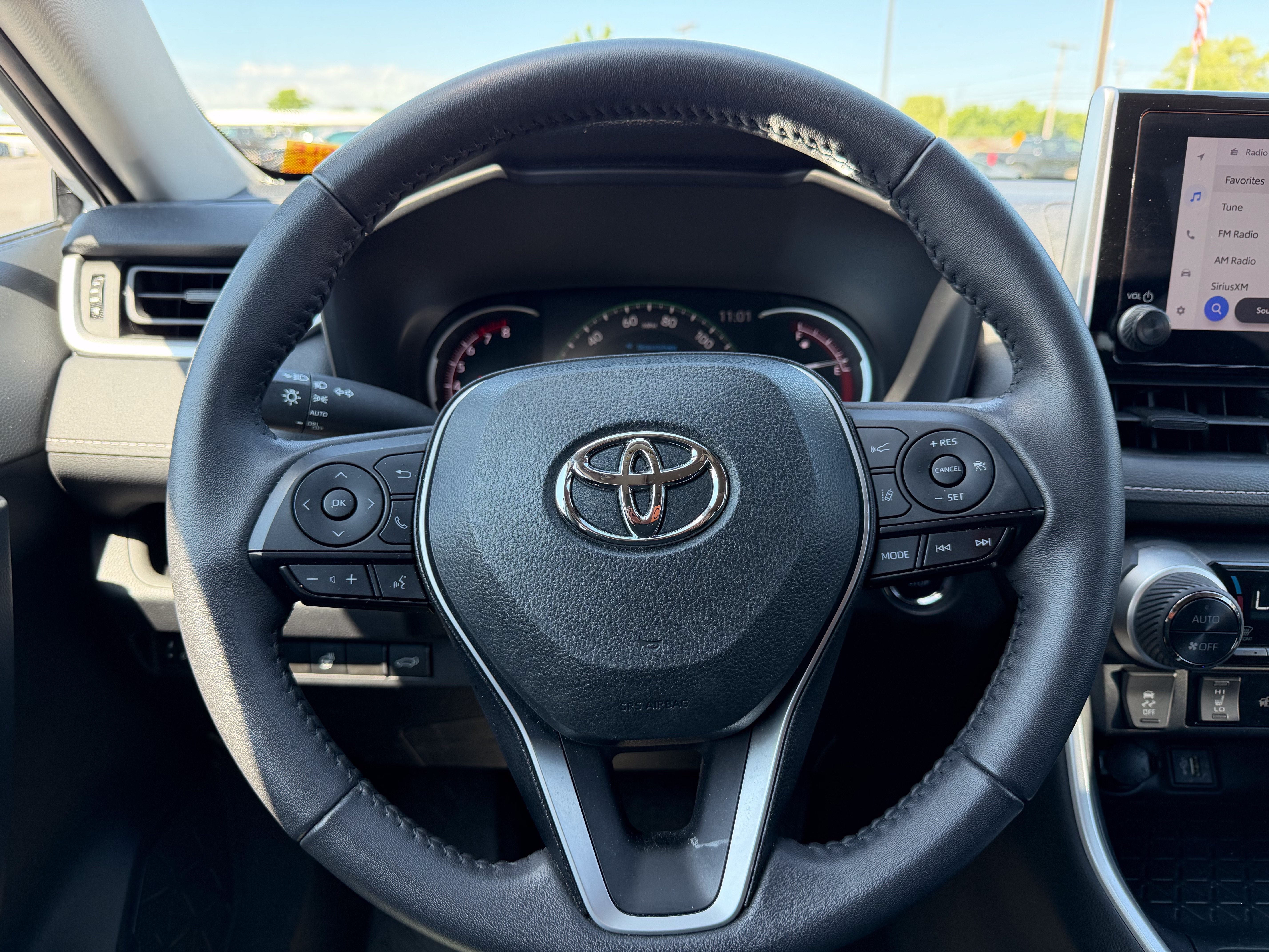Used 2023 Toyota RAV4 XLE w/ Convenience Package AWD/4WD image 14