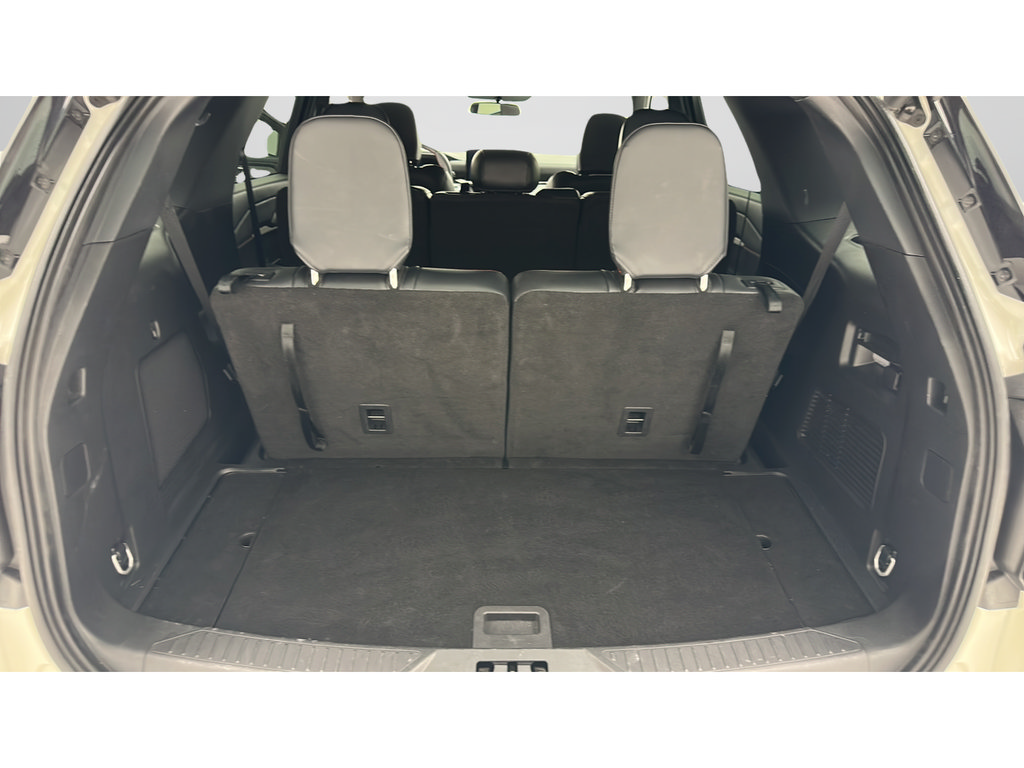 Used 2025 Ford Explorer ST-Line w/ ST-Line Street Pack AWD/4WD image 24
