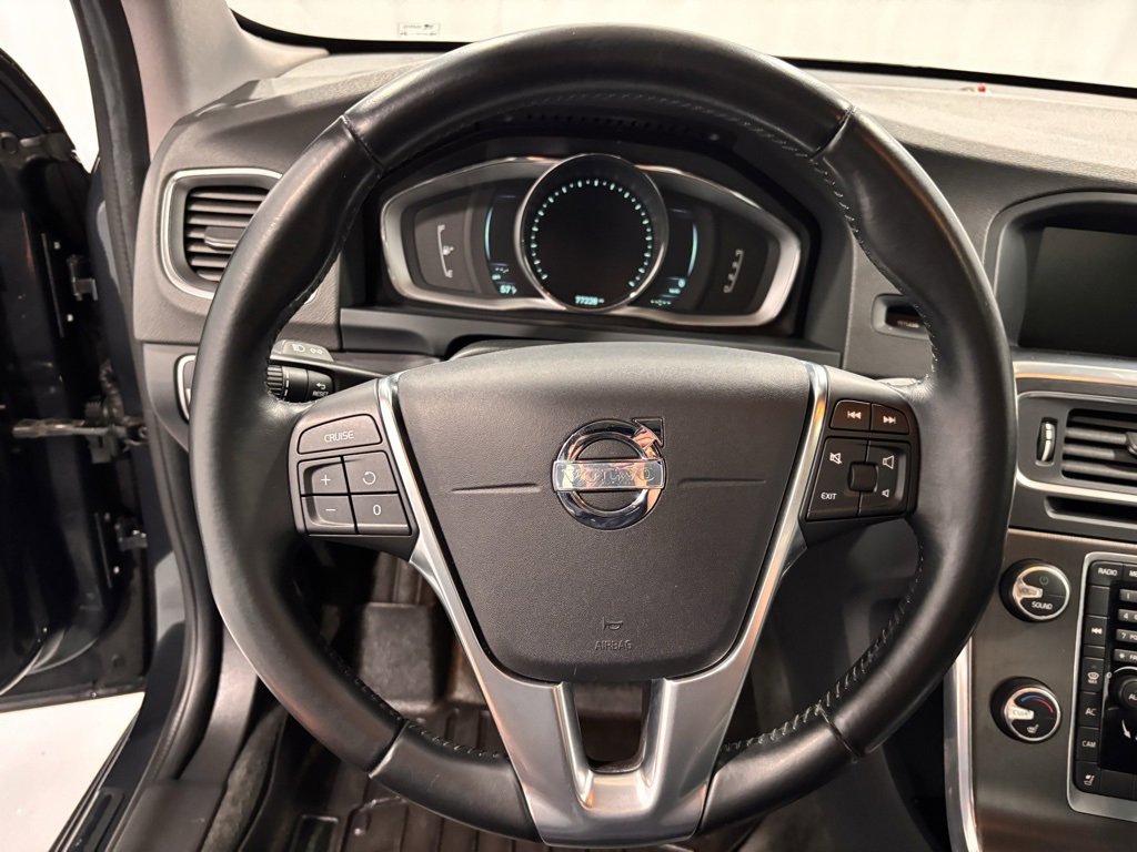 Used 2015 Volvo S60 T5 Premier image 13