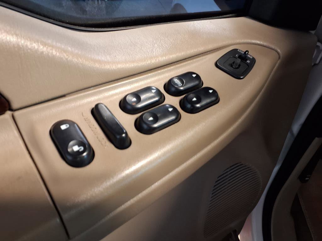 Used 2005 Ford F250 Lariat image 18