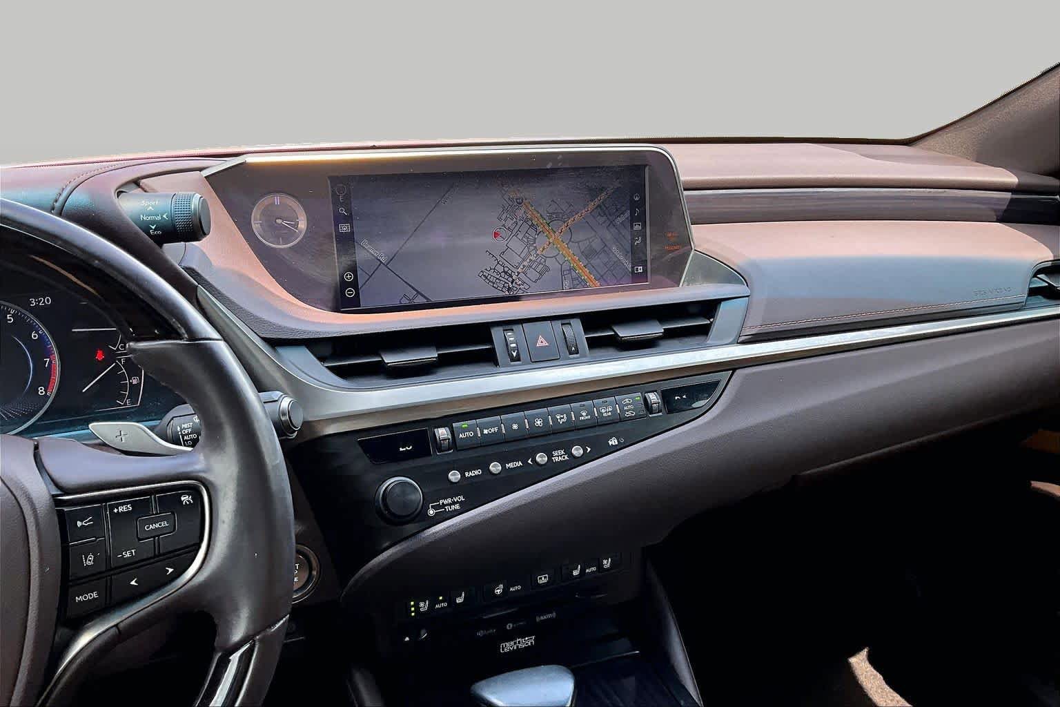 Used 2020 Lexus ES 350 Ultra Luxury w/ Accessory Package 2 FWD image 7