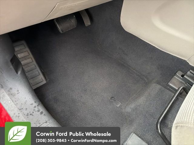 Used 2010 Dodge Caliber SXT image 25