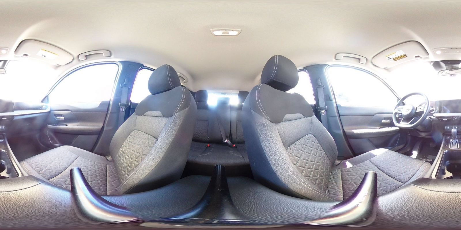 Used 2025 Nissan Kicks SV FWD image 39