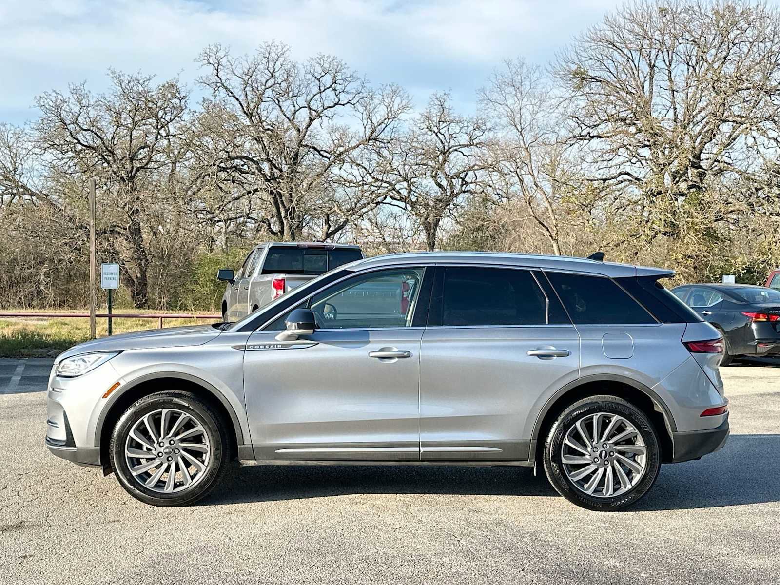 Used 2023 Lincoln Corsair Reserve image 12