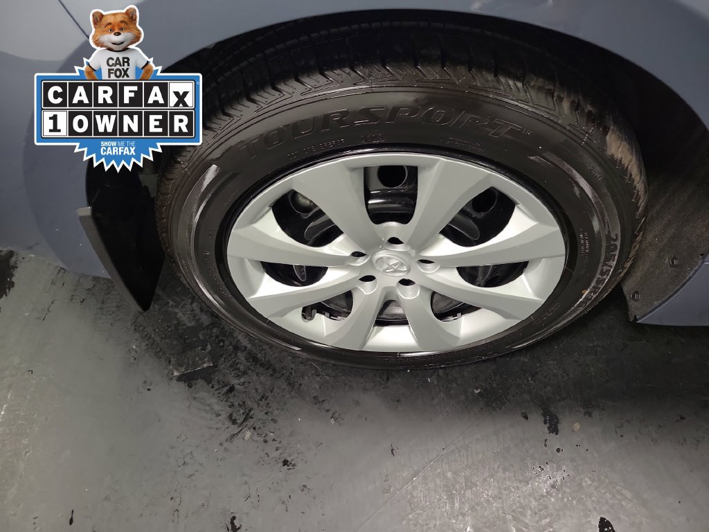 Used 2026 Toyota Corolla LE FWD image 11
