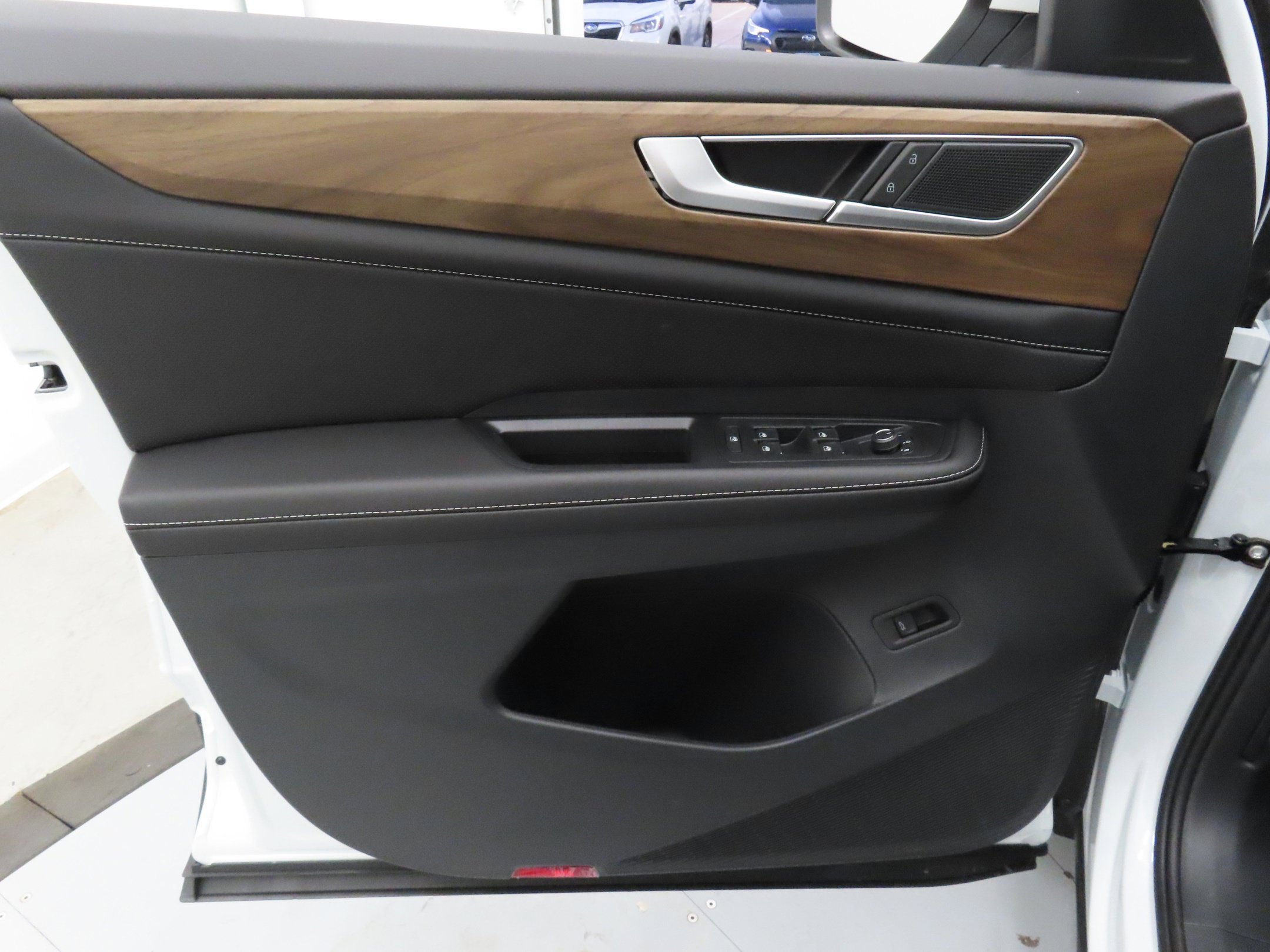 Certified 2026 Volkswagen Atlas SE FWD image 10