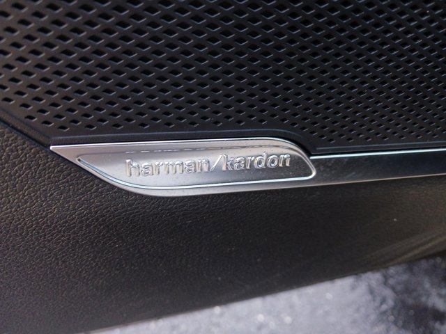 Used 2025 Kia Sportage SX image 29