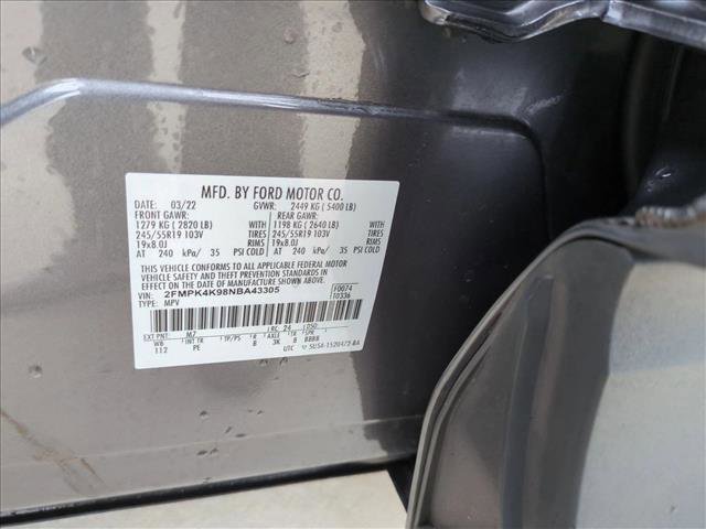Used 2022 Ford Edge Titanium w/ Equipment Group 301A AWD/4WD image 24