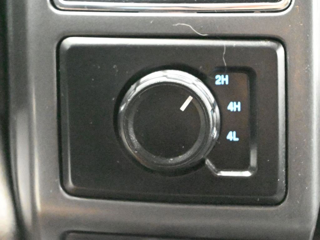 Used 2020 Ford F150 XLT w/ Trailer Tow Package image 25