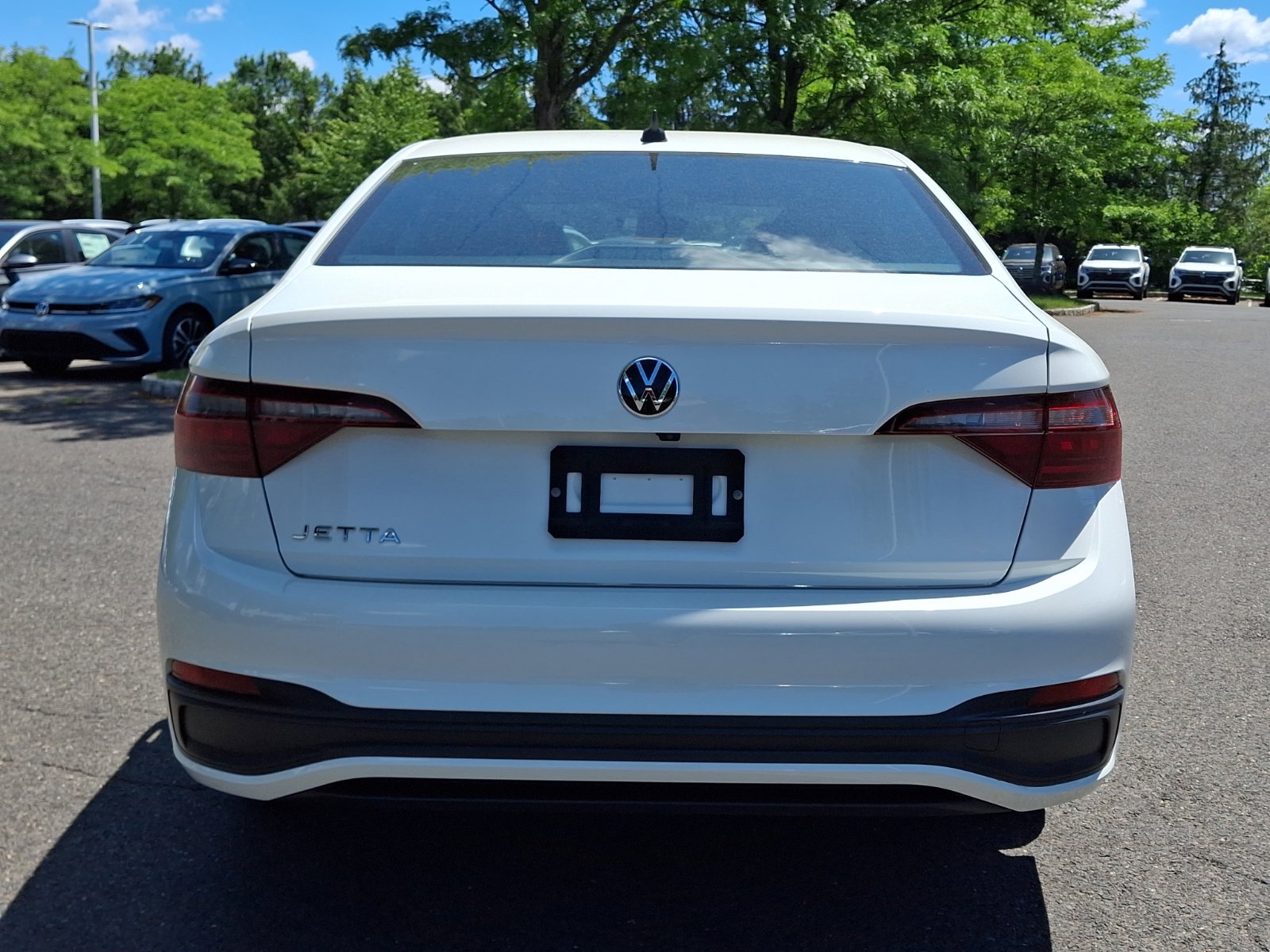 Used 2023 Volkswagen Jetta Sport FWD image 5