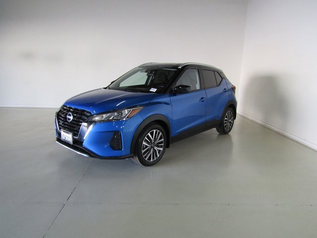 Used 2023 Nissan Kicks SV
