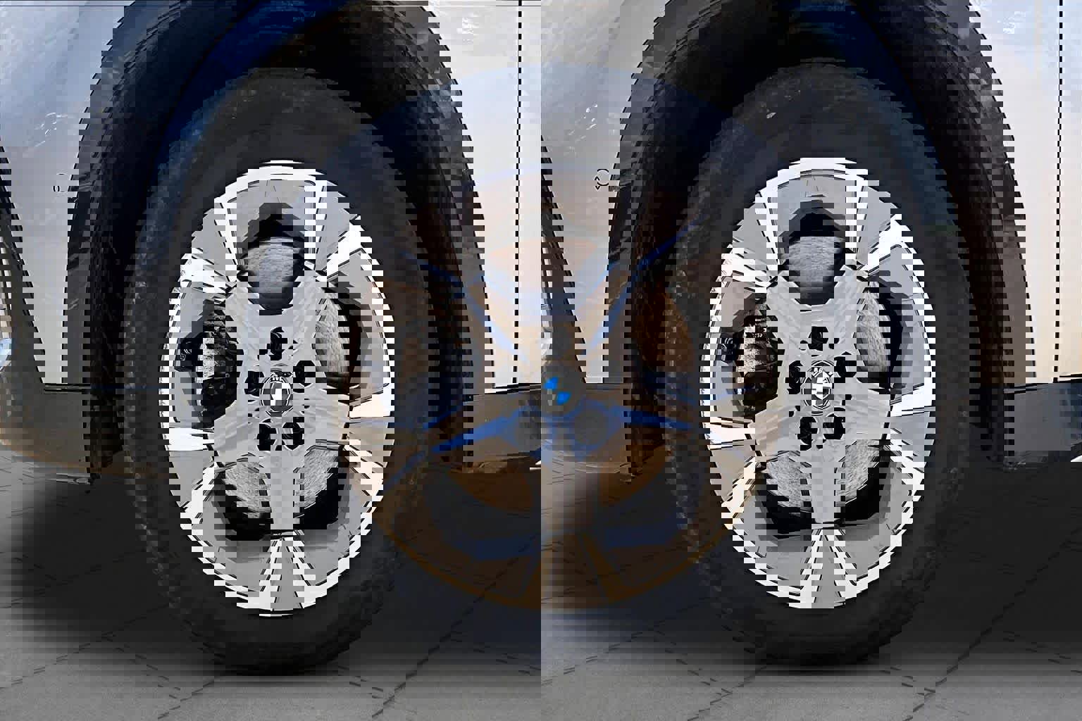 Used 2025 BMW X1 xDrive28i w/ Convenience Package image 10