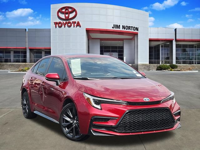 Used 2023 Toyota Corolla SE w/ SE Package