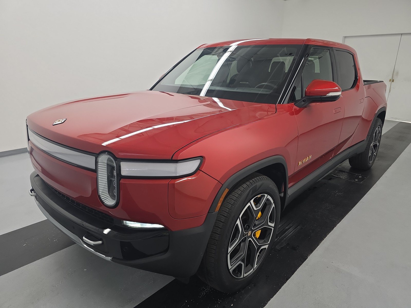 Used 2023 Rivian R1T Adventure