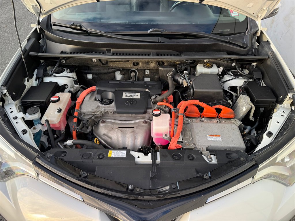 Used 2016 Toyota RAV4 Limited image 19