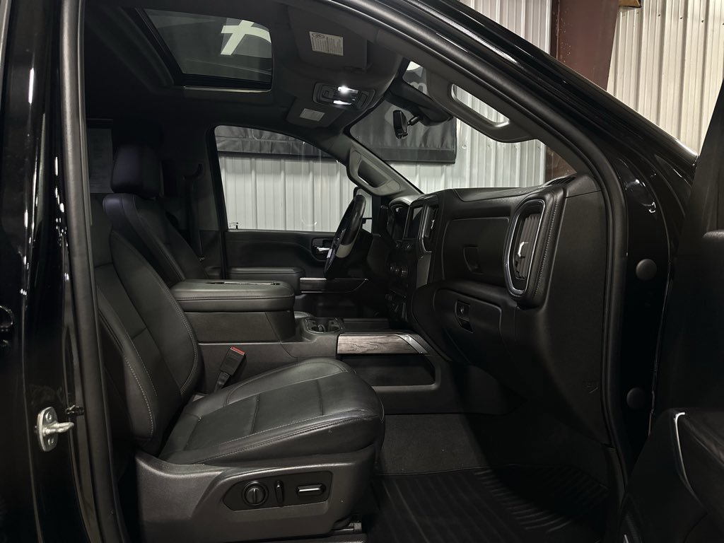 Used 2021 Chevrolet Silverado 2500 LTZ w/ LTZ Plus Package image 14