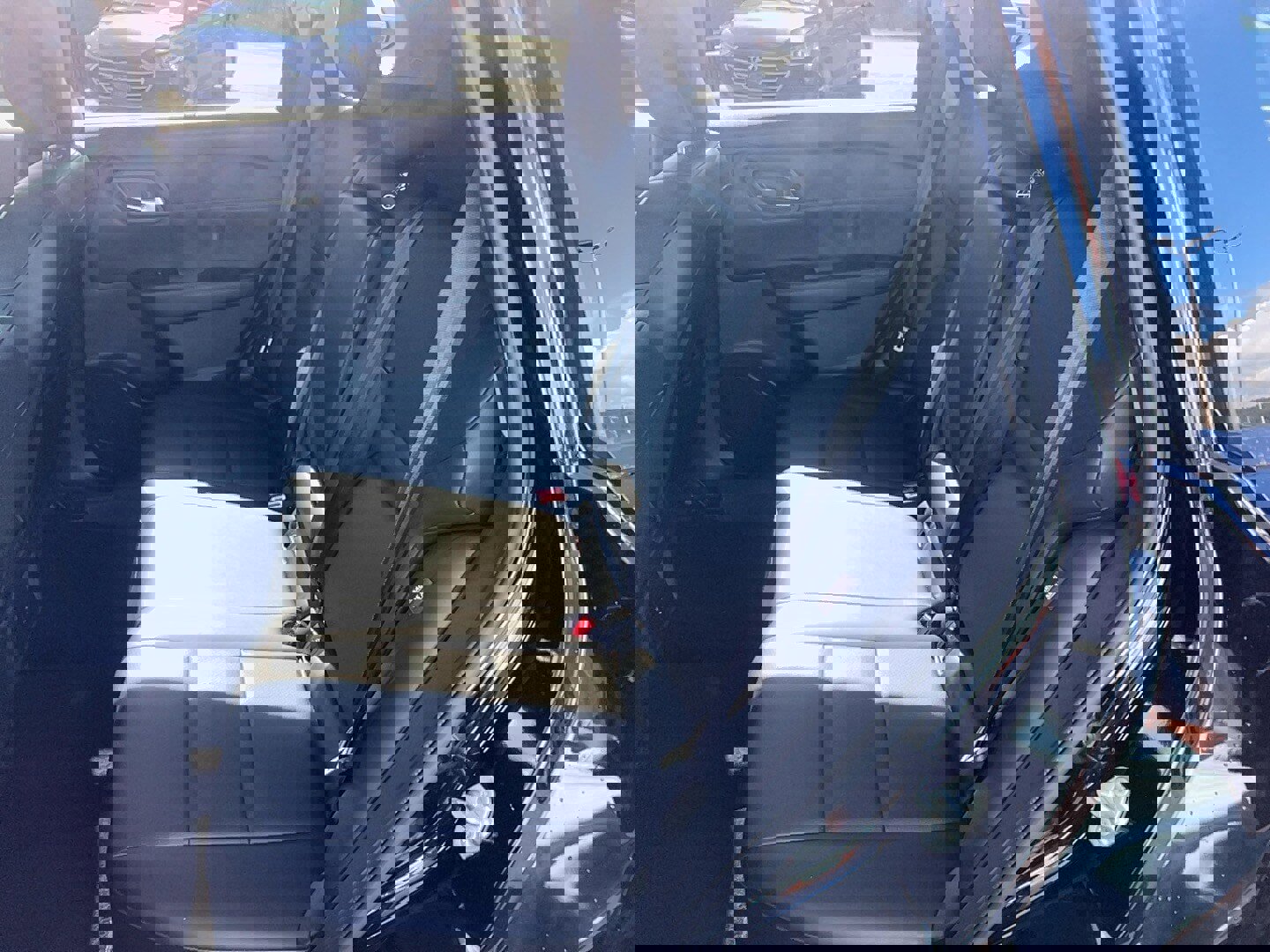 Used 2022 Nissan Rogue SV w/ SV Premium Package image 10