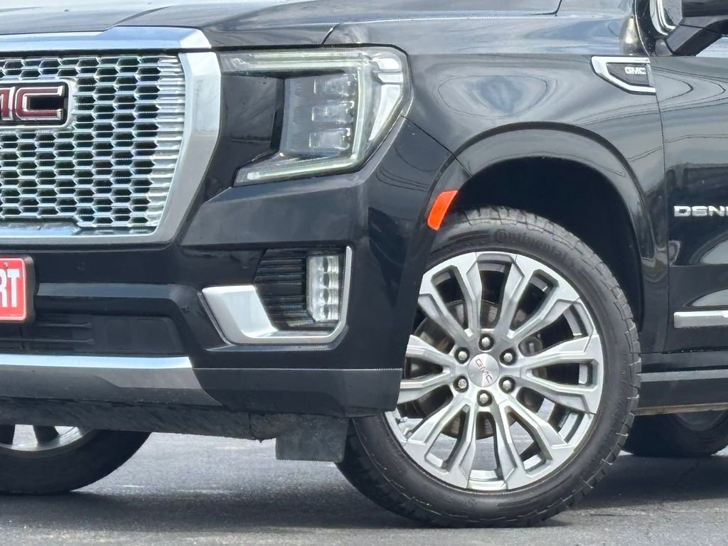 Used 2022 GMC Yukon XL Denali AWD/4WD image 2