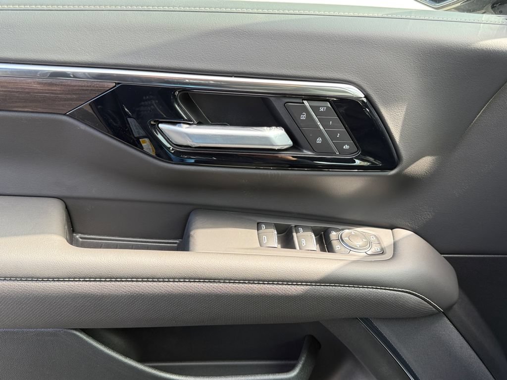 New 2026 Chevrolet Tahoe Premier AWD/4WD image 11