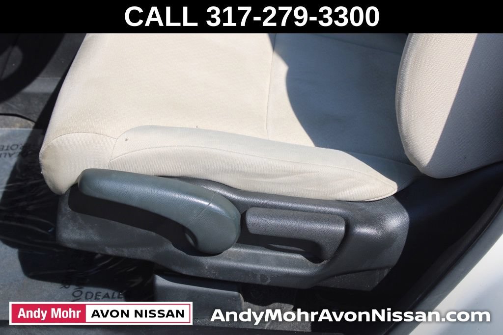 Used 2015 Honda CR-V LX image 16