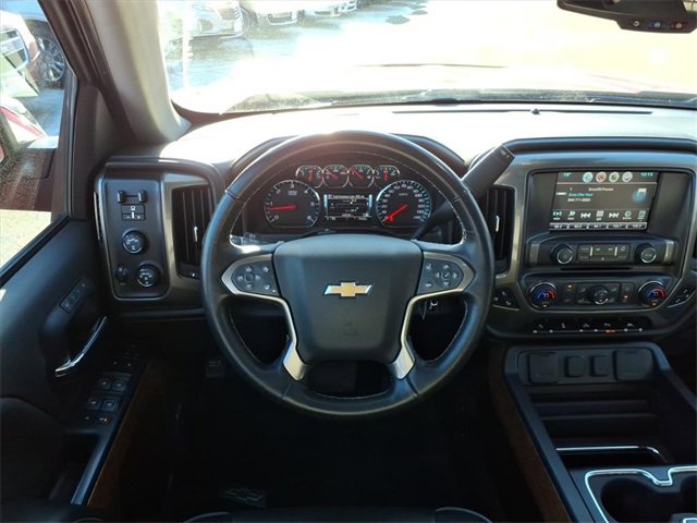 Used 2018 Chevrolet Silverado 1500 High Country image 14